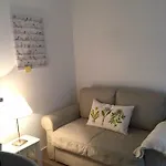Vicaria Apartment *